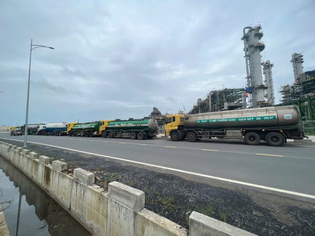Xe chuyên dụng vận chuyển chất thải vệ sinh bể chứa an toàn